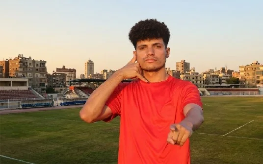 عمر حلمى