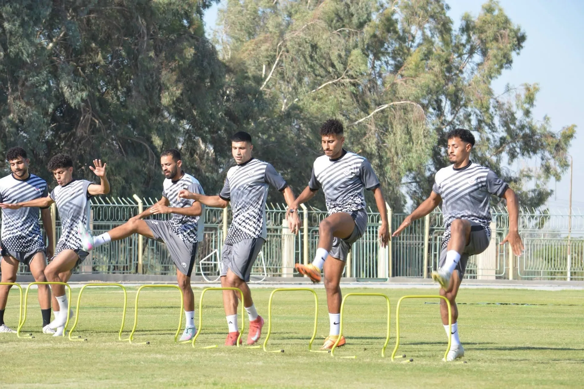 بترول أسيوط يفجر مفاجأة بشأن نقل مبارياته.. وماذا عن الأهلي والزمالك؟