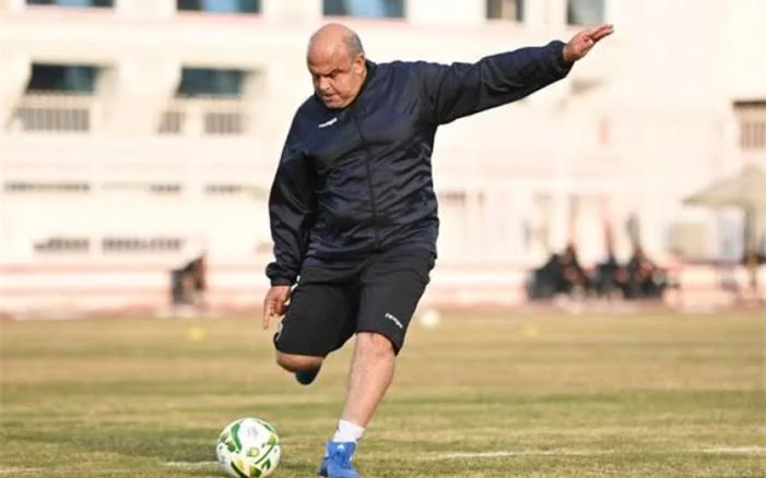 أيمن طاهر
