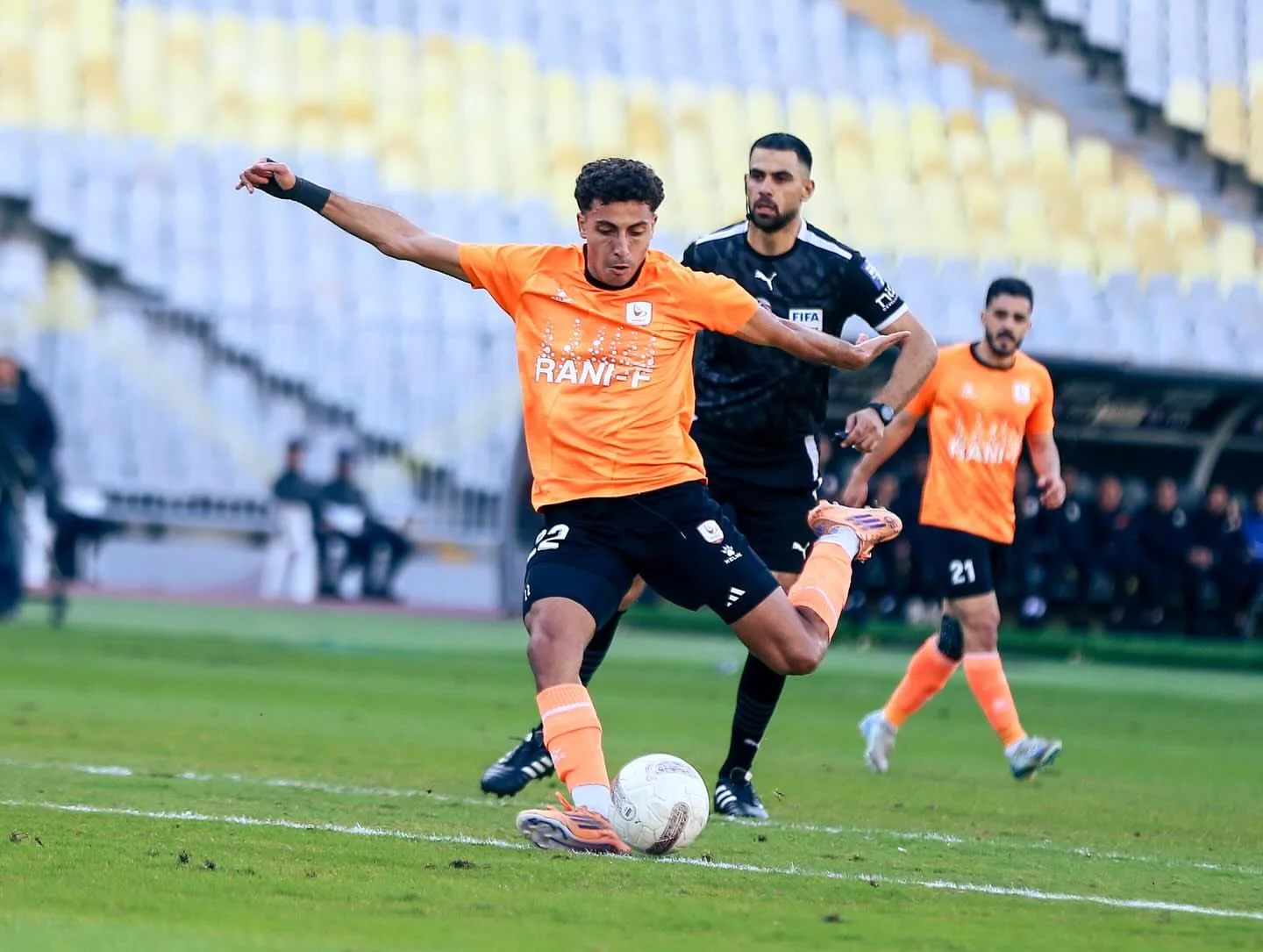 محمد عز