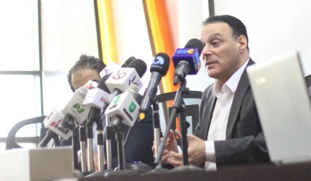 عصام عبد الفتاح