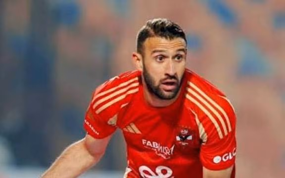 عمر كمال عبد الواحد