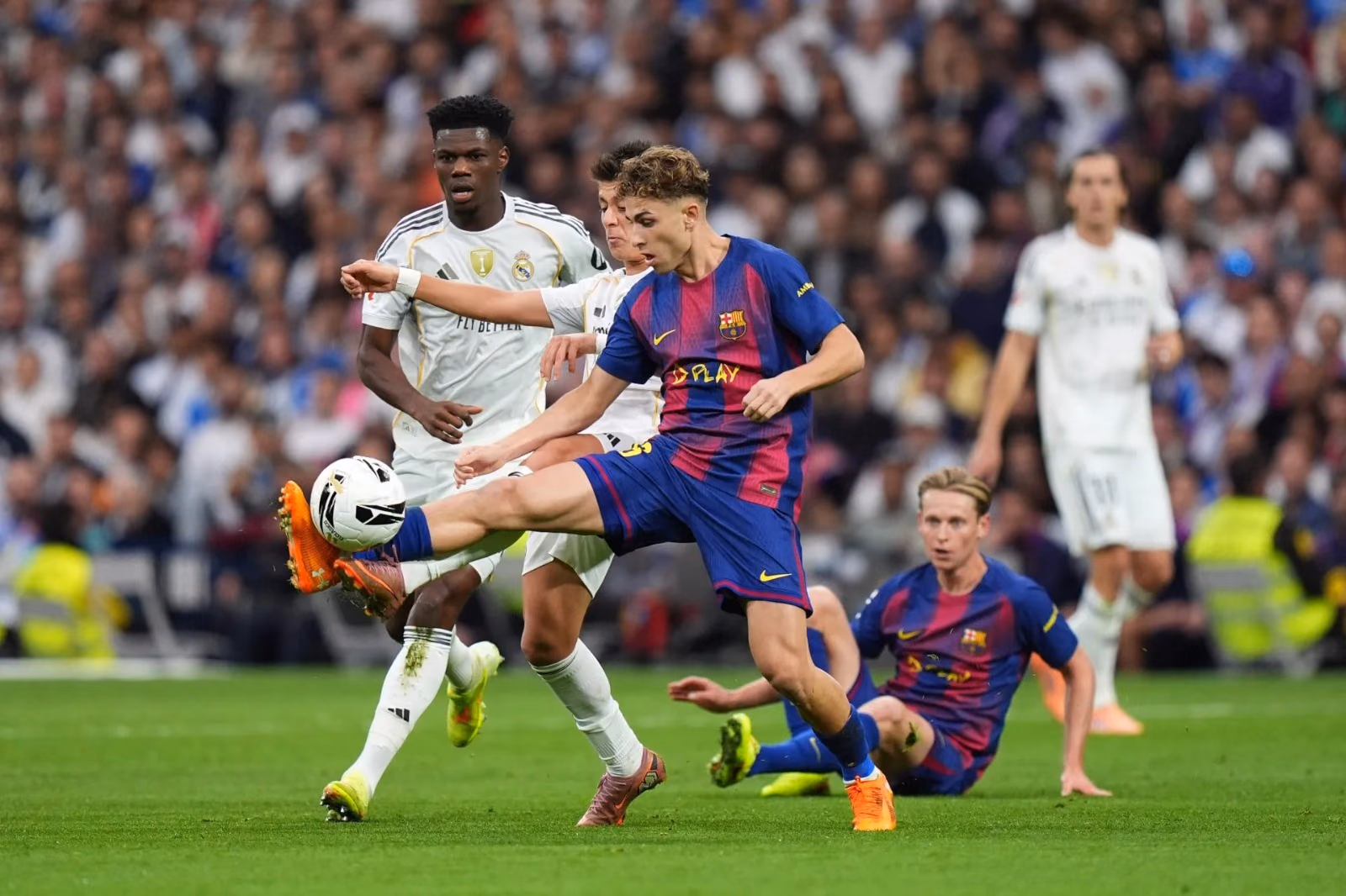 ريال مدريد وبرشلونة