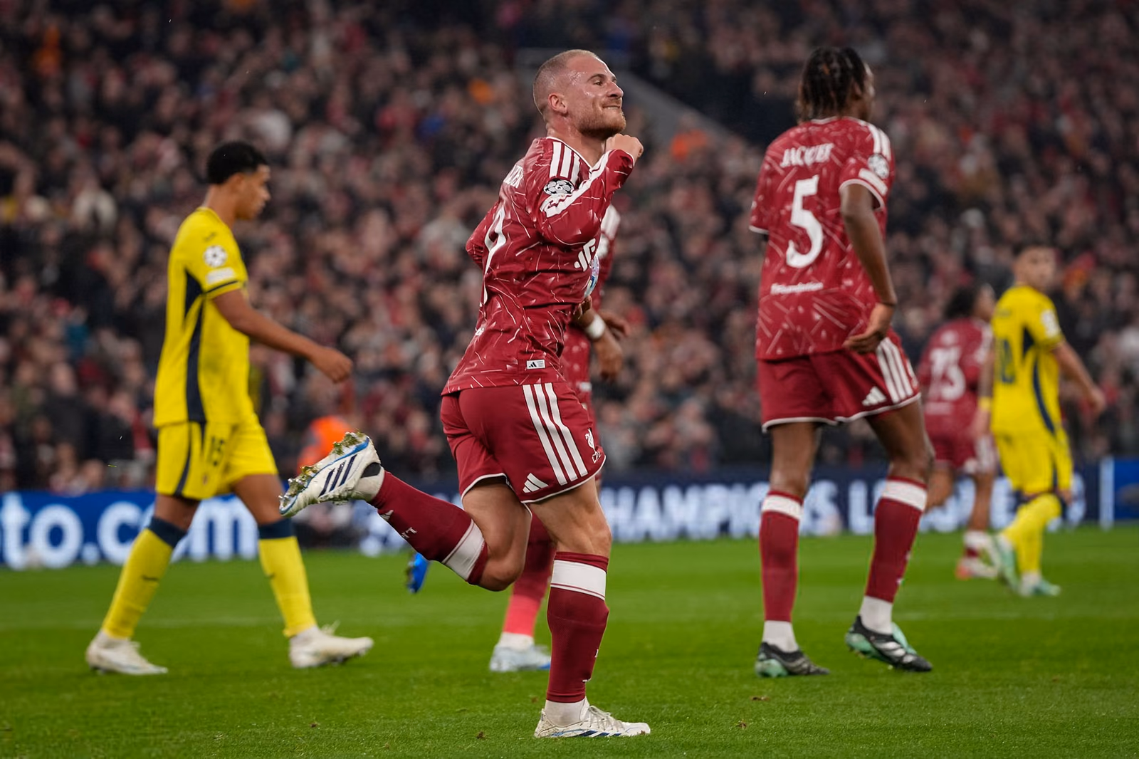 ليفربول يقلب الطاولة على فياريال